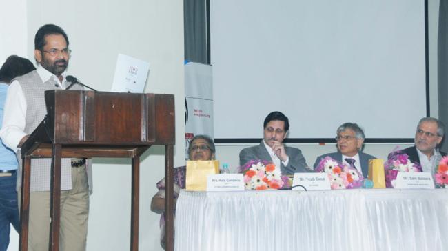 Mukhtar Abbas Naqvi launches â€œJiyo Parsi Publicity Phase-2â€ in Mumbai