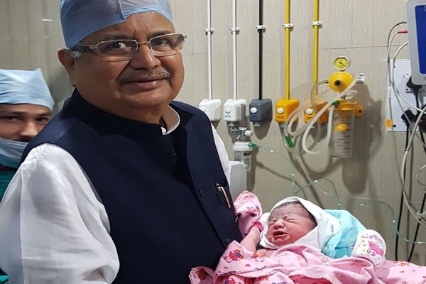Chhattisgarh CM Raman Singh becomes grandfather, expresses happiness