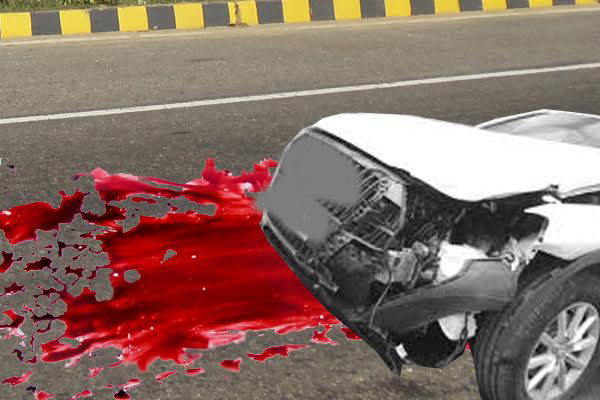 West Bengal: Speeding bus hits level crossing barrier, 1 biker killed