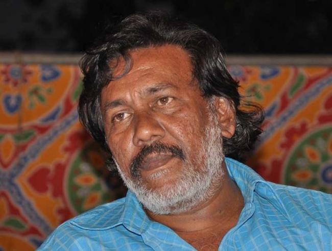 Noted Malayalam poet Kureepuzha Sreekumar attacked, abused