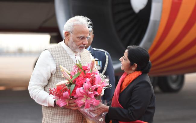 PM Modi wishes External Affairs Minister Sushma Swaraj on birthday