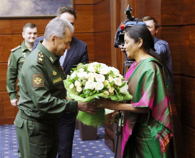 India's Defense Minister meets Russia's ministers of Industry &Trade and Defense 
