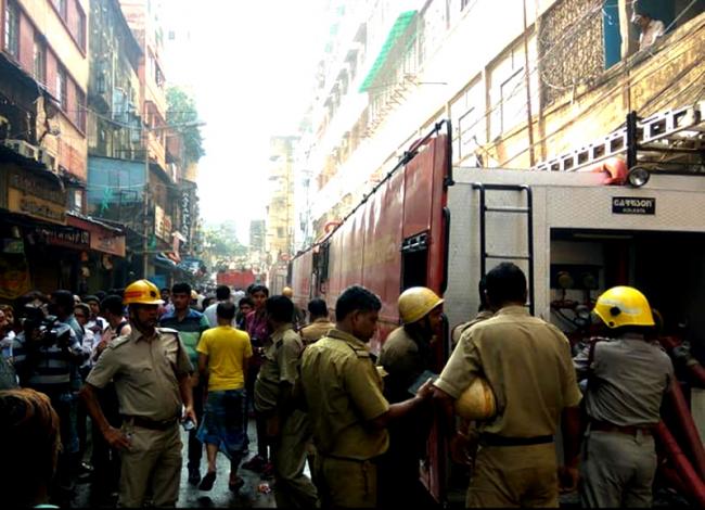 Suspicious movement identified soon after Bagree Market fire breakout, efforts to douse pocket blaze still underway after 85 hours