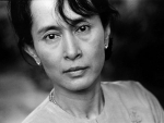 Amnesty International strips Aung San Suu Kyi of conscience award over Rohingiya issue
