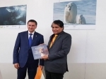 Suresh Prabhu holds meetings with Russian Ministers at Vladivostok