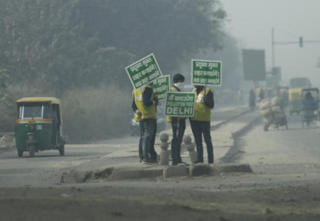 NGT fines Delhi govt Rs 25 crore for air pollution