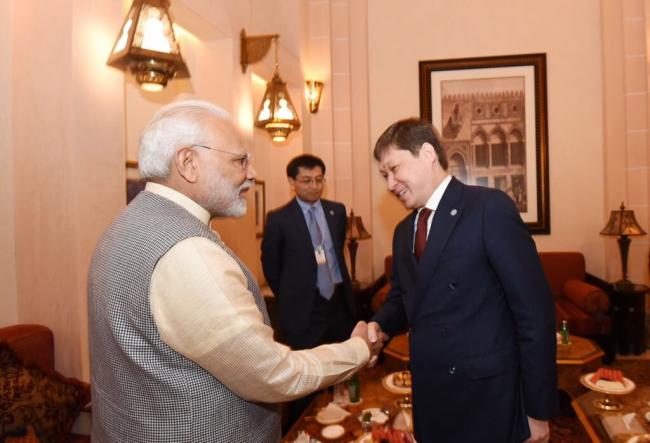 Prime Minister Narendra Modi meets Kyrgyz PM Sapar Isakov in Dubai