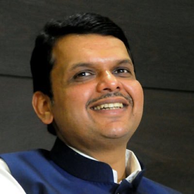 SC notice to Maharashtra CM for not disclosing criminal cases