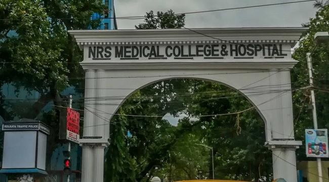 Kolkata: Doctors remove nine needles from 14-year-old girl's throat