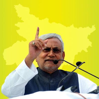Nitish Kumar leads Bihar to form human chain against dowry, Opposition boycotts
