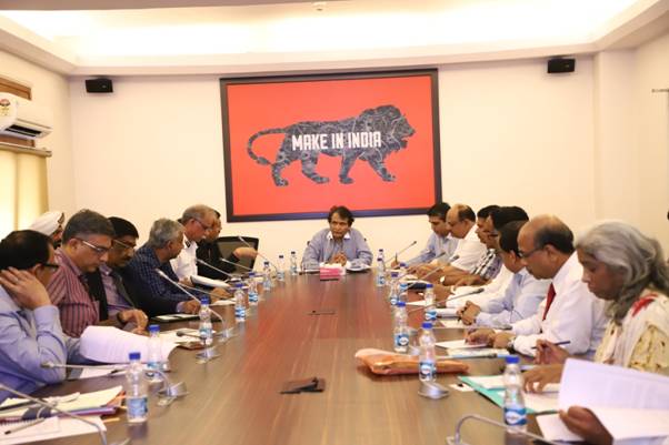 Suresh Prabhu reviews development of Konkan Region