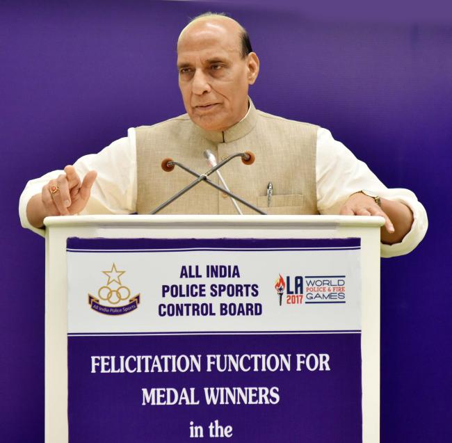 Union Home Minister Rajnath Singh felicitates medal winners of 17th World Police & Fire Games-2017