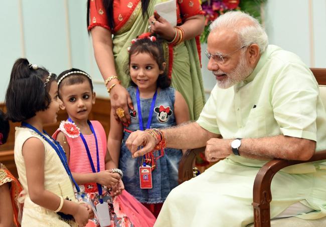 PM Modi greets citizens on Raksha Bandhan