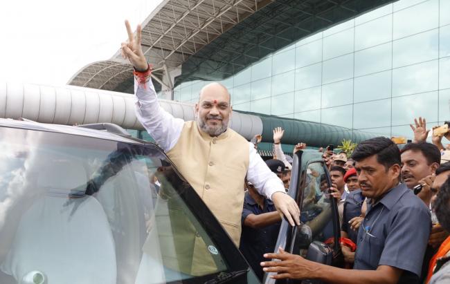 Amit Shah reaches Jharkhand on one-day visit