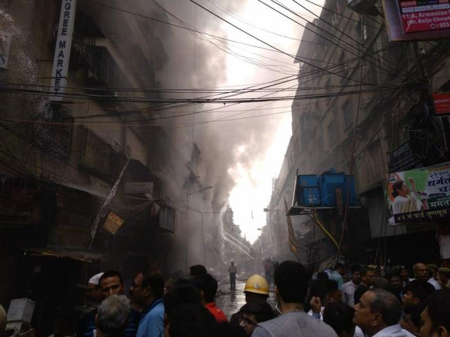 Midnight blaze guts Kolkata's Bagri Market, firefighting ops still underway