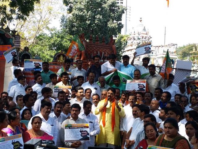  BJP hits street to protest Tipu anniversary by Karnataka govt, calls Kumaraswamy absence a hypocrisy