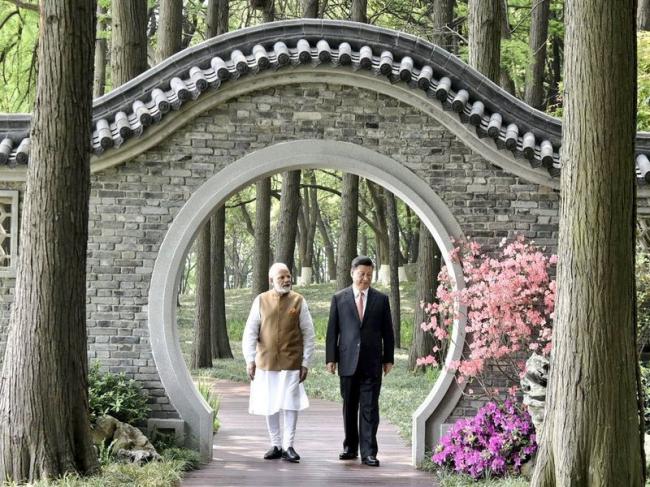 Narendra Modi, Xi Jinping meet, walk together along East Lake in Wuhan today