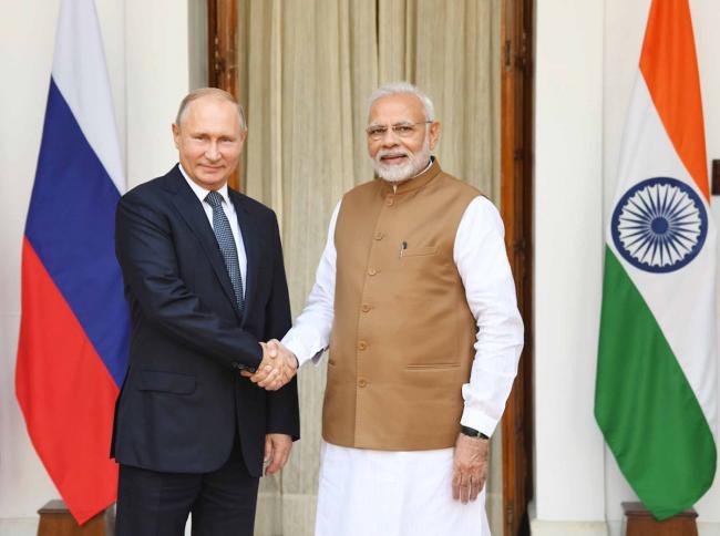 PM Modi meets Russian President Vladimir Putin at Hyderabad House