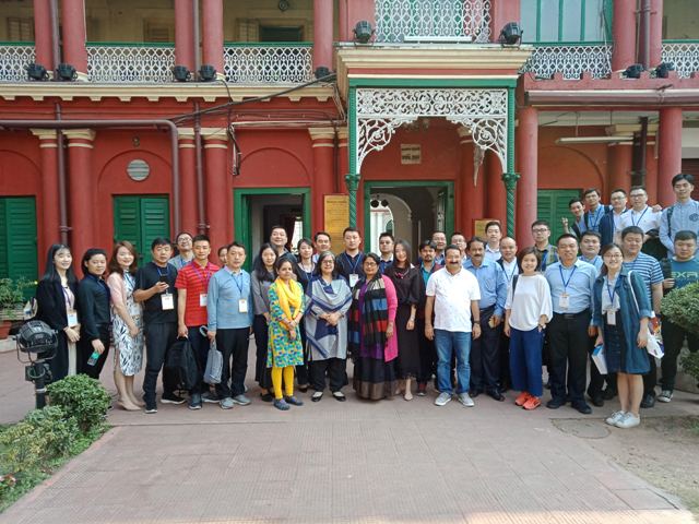 A Chinese delegation of 94 youths were on a visit in Kolkata
