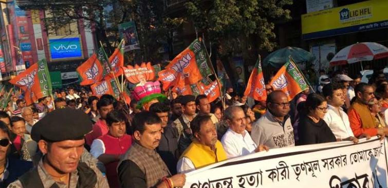 Police stop BJP protest march in Kolkata