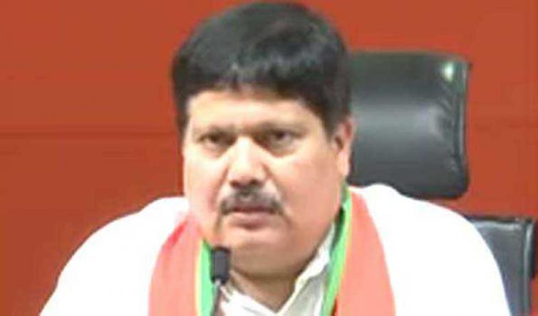 BJP candidate from Barrackpore Arjun Singh removed from chairmanship of Bhatpara municipality by secret ballot