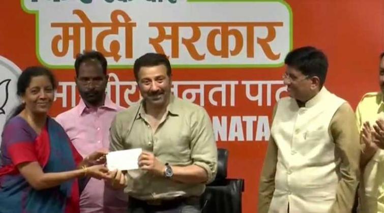 Bollywood actor Sunny Deol joins BJP, thanks party for 'warm welcome'