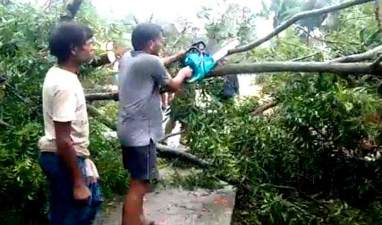 Fani wreaks havoc in Odisha, heading towards Bengal