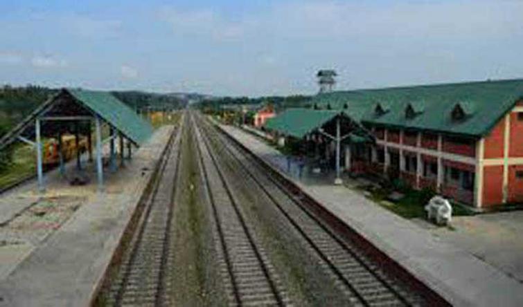 Kashmir: Train service suspended on Srinagar-Baramulla track