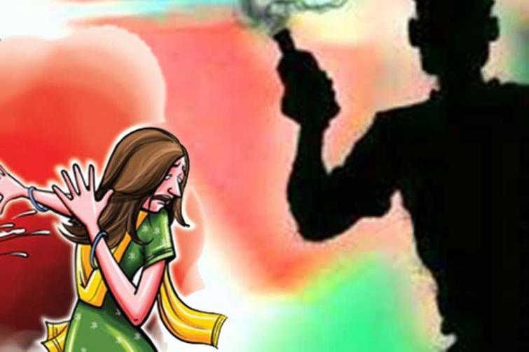 Uttar Pradesh: Acid attack on woman for resisting rape bid