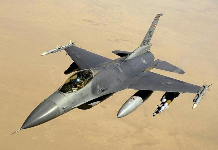 Belgian F-16 crashes in France, both pilots eject on time - Reports