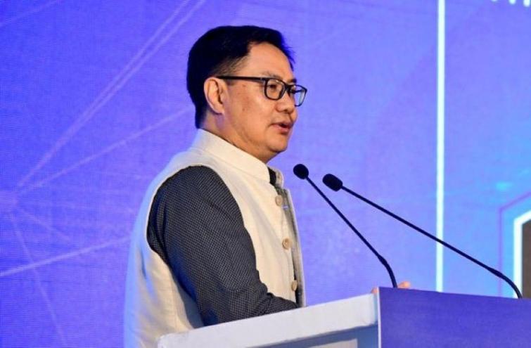 Being a cop a thankless job: Kiren Rijiju supports police over Tis Hazari violence
