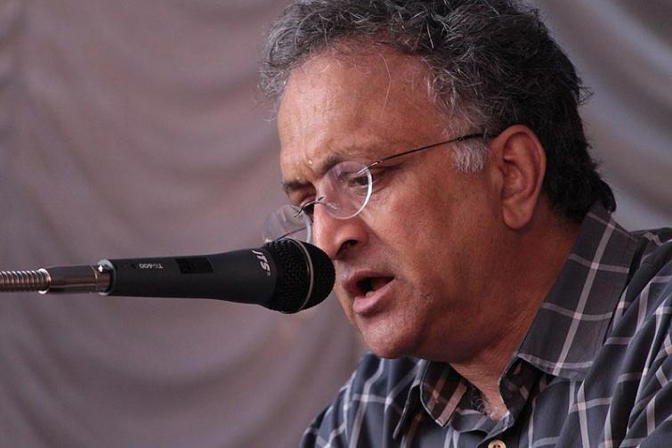 CAA protest in Bangalore: Historian Ramchandra Guha detained