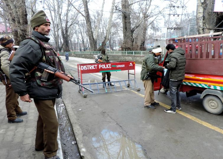 Encounter underway between security forces and terrorists in Anantnag