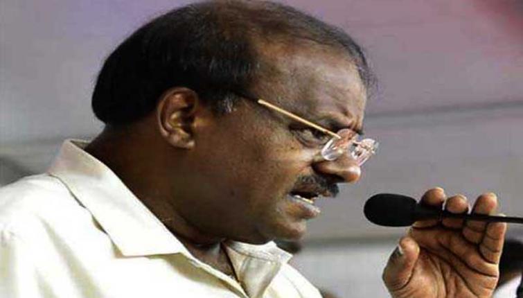 Kumaraswamy tenders apology on behalf of his brother and Minister H D Revanna against Sumalatha