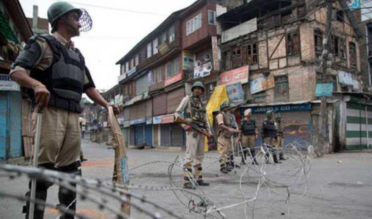 Terrorists kill five non-Kashmiri labourers in J&K's Kulgam
