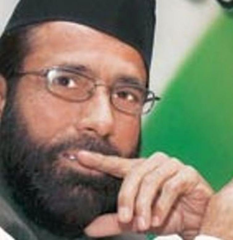 Case filed against Maulana Taukir Raza for hate speeches