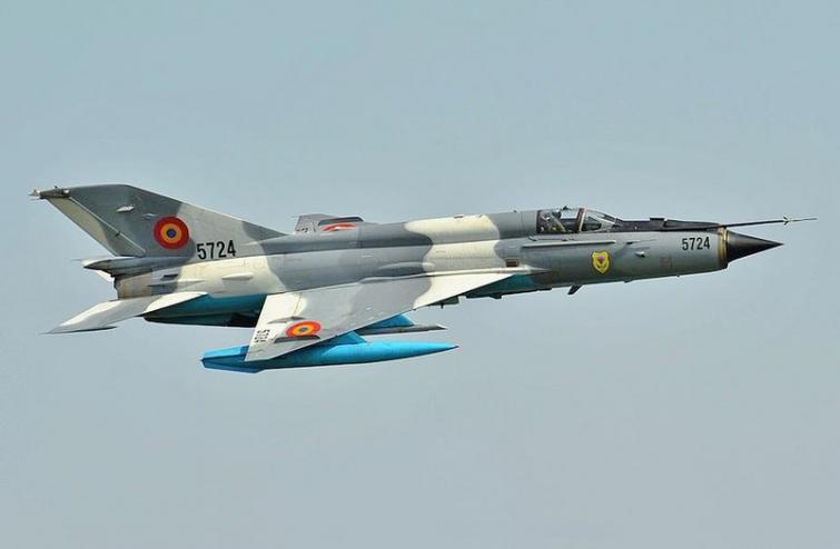 Bikaner: IAFâ€™s MiG-21 crashes, pilot ejects
