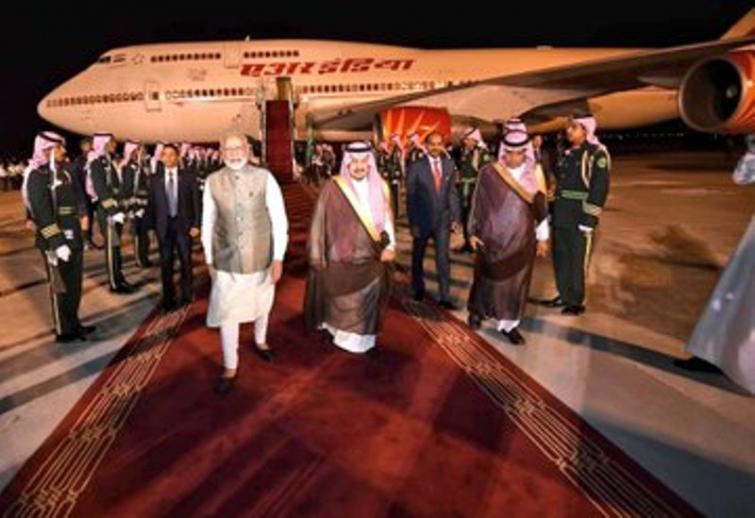 Narendra Modi reaches Riyadh to attend Third Future Investment Initiative Forum