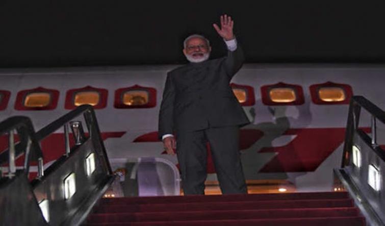 PM Modi departs for Delhi, thanks Putin for his hospitality