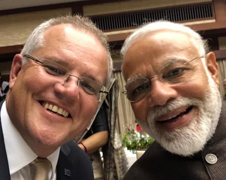 Australian PM Scott Morrison clicks selfie with Narendra Modi, captions it as 'Kithana acha he Modi!' 