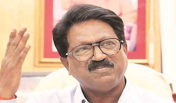 Shiv Sena leader Arvind Sawant quits Union Cabinet amid political tussle in MaharashtraÂ 