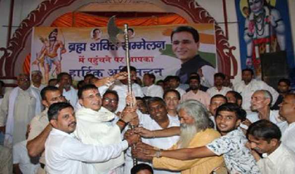 Randeep SinghSurjewala accuses BJP of ignoring Brahmin community