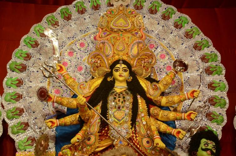 Kolkata Puja club lands in trouble after playing Azaan in puja pandal
