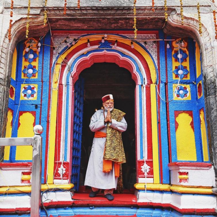 PM Narendra Modi takes spiritual break, prays at Kedarnath shrine