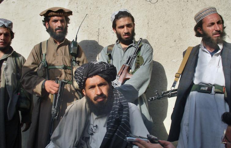 Taliban bluntly tells Pakistan to not link Kashmir issue with Afghanistan