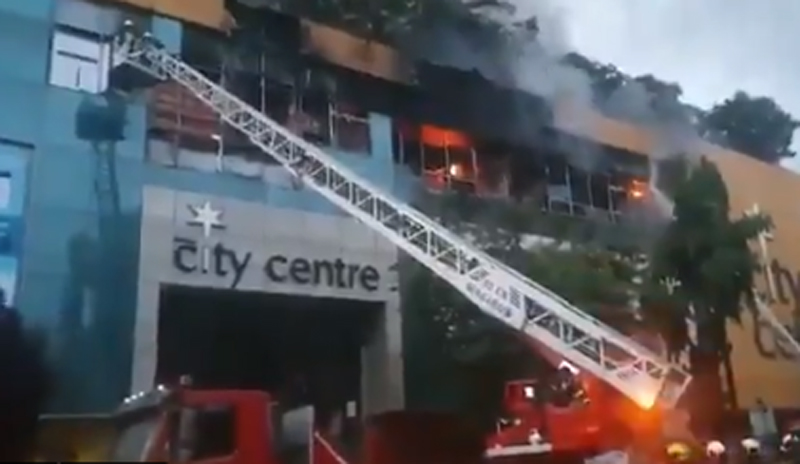Fire breaks out at Mumbai mall: 2 firemen injured, 3500 people evacuated from nearby building