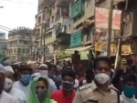 Covid-19: Hundreds violate lockdown, join local police's peace march in Red Zone Howrah city