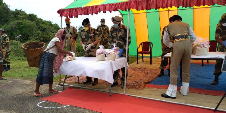 BSF helps villagers of Assam-Meghalaya border