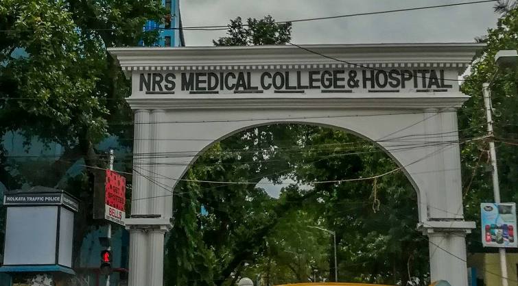 Kolkata's NRS hospital sends 64 doctors, nurses, medical staff to quarantine following COVID-19 patient's death
