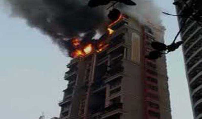 Fire breaks out at Mumbai high-rise